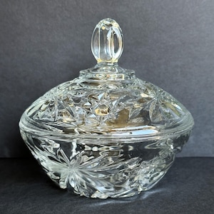 Anchor Hocking PRESCUT CANDY Dish with Lid EAPC Vintage Glass (Not &quot;Star of David&quot;)
