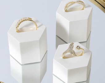 Gypsum ring display, white ring stand, white jewelry display   DS1682