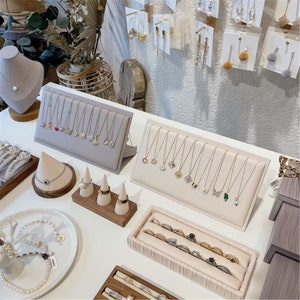 Necklace display, jewelry organizer stand,  necklaces display, necklace holder    DS1312