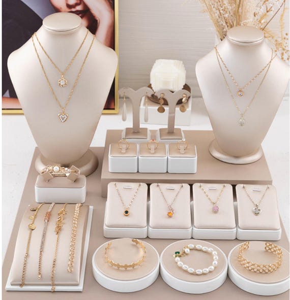 Gold jewelry display, jewelry holder,  necklace display   DS2231