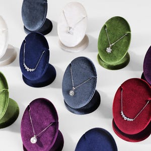 Pendant Holder, Necklace Display, Velvet Jewelry Display   DS2418