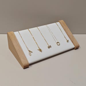 Necklace Stand, Necklace Display, Necklace Holder   DS2218