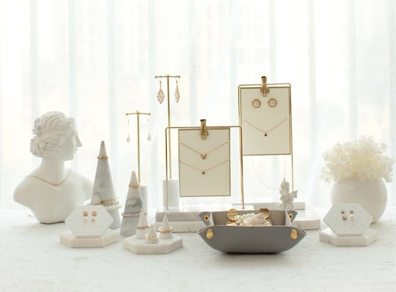 MARBLE BRACELET DISPLAY WHITE MARBLE BRACELET DISPLAY WHITE