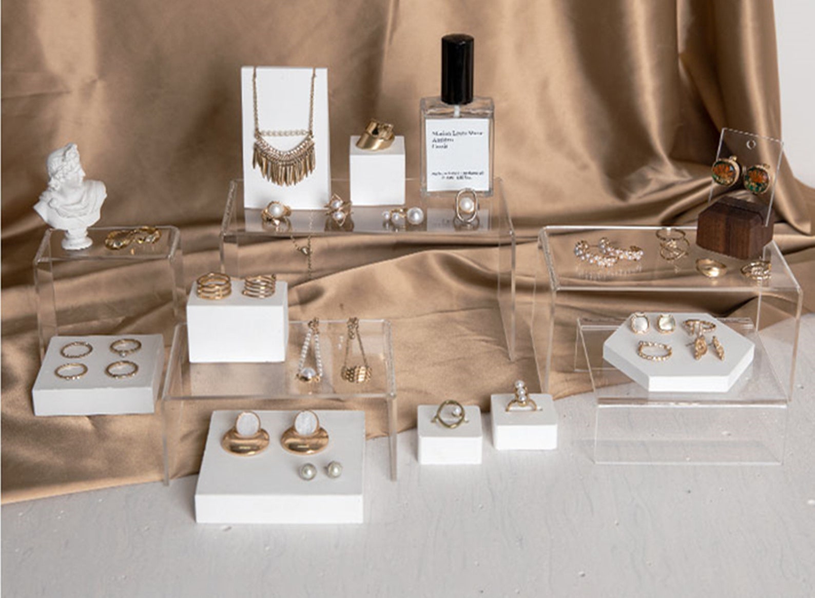 Clear Acrylic Jewelry Display Jewelry Display Tray White Etsy