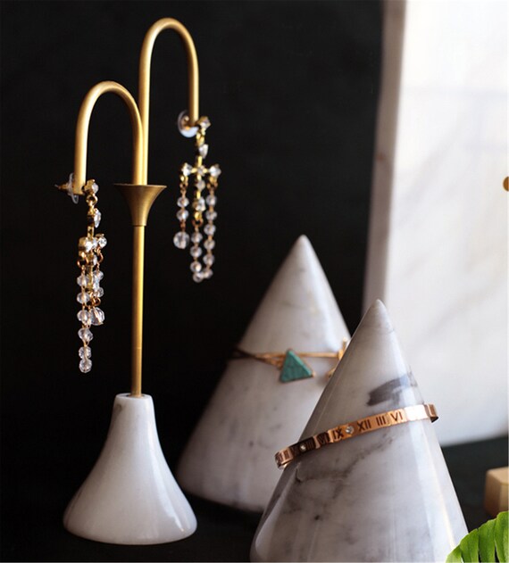 Marble earring shop holder