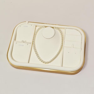 Velvet Pendant Holder Trays, Necklace Display Trays, Ivory Jewelry Display, Velvet Jewelry Display   DS2352