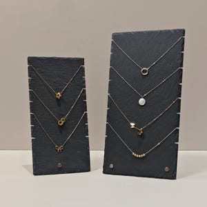 Stone Necklace Display Stand: Jewelry Organizer
