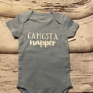 Napper de gangsta ! body pour bébé, Hip Hop, Carter's, vêtements pour bébé, rappeur gangster, vêtements pour enfants, nouveau-né, cadeau de douche, nouvelle mère, crèche
