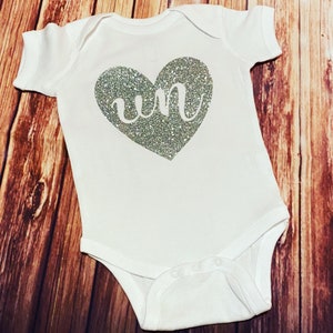 Un tenue bébé, premiere anniversaire, baby clothing, fete, 1er anniversaire, 12 month old, 1st birthday, french themed birthday