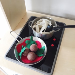 Felt Food Pasta, Play Food, Play Kitchen, Spaghetti and Meatballs, Tomato Sauce, Parsley, Playhouse, Play Shop, Role Play, Learning Tool