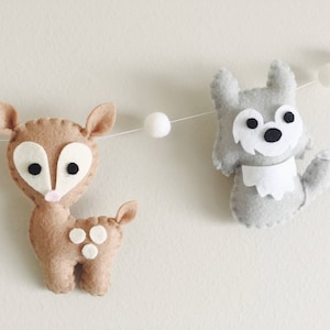 Plush Woodland Animals Felt Garland Banner, Woodland Nursery, Bear, Fox, Wolf, Owl, Deer, Raccoon, Baby Shower, Nursery Decor, 1st Birthday immagine 5