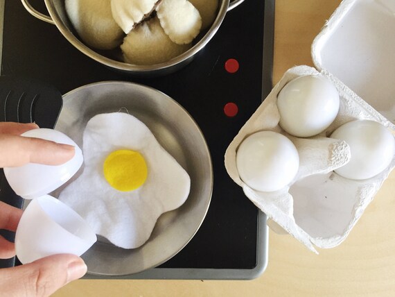 play food eggs