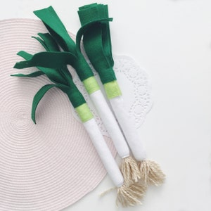 Pretend Play Felt Food Leek, Onion, Felt Play Vegetables, Vegetable Garden, Play Kitchen, Play Shop, Listing For One Leek, Read Item Details