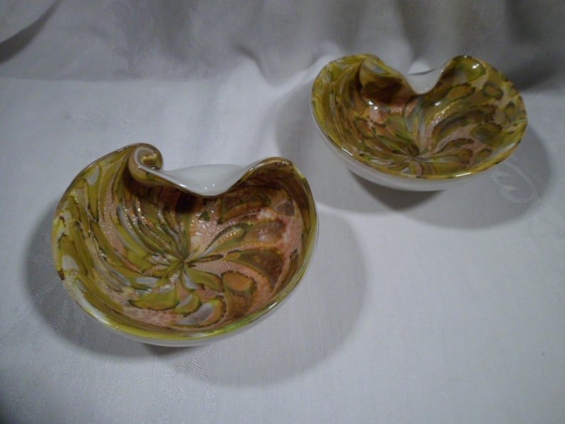 Candy Bowls Pair of Art Glass Nut Free Form Swirled Pattern Ashtrays