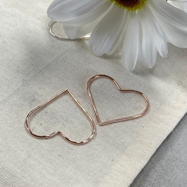 Small 1 inch wire heart hoop earrings, hammered heart hoop threaders, 25mm wire heart hoops, Valentines Day gift, heart jewelry