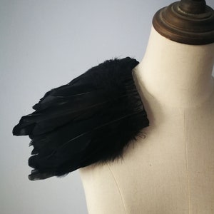 A Pair Black feathers pad shoulders Feathers cape Halloween costume ,vintage capelet for Adult
