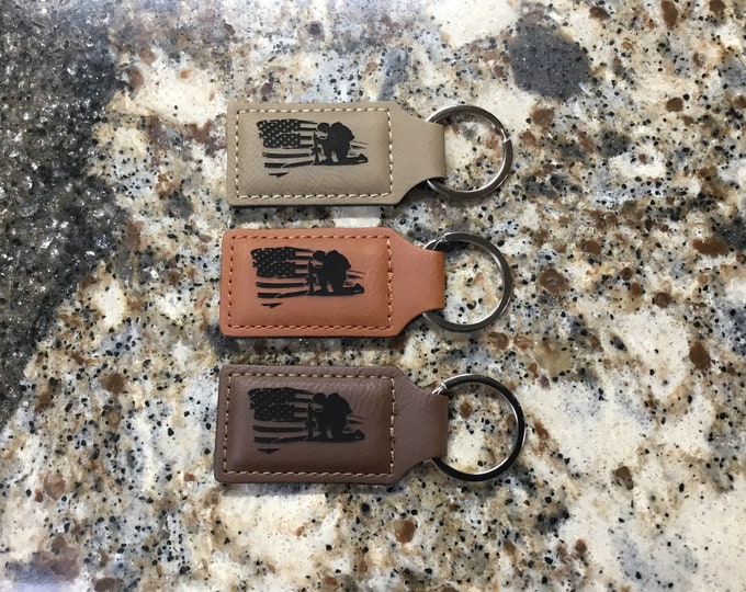 Laser Engraved Flag with Kneeling Soldier Key Chain