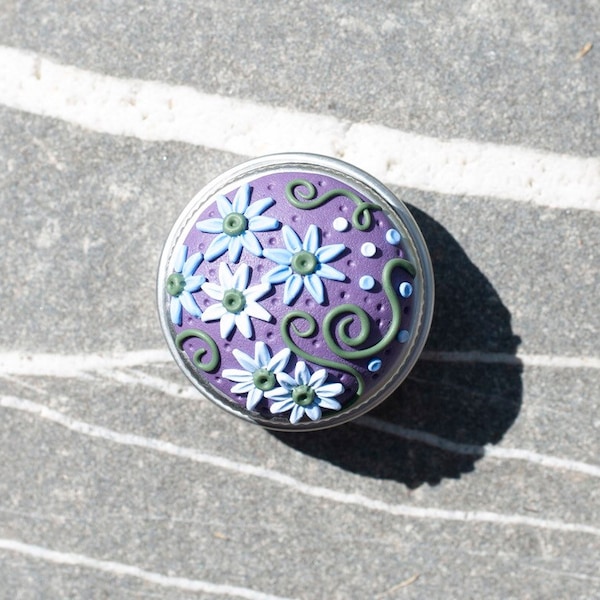 Handmade decorated with polymer clay small storage tin