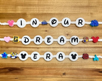 Pulsera de la amistad con dijes de puerta de Disney Dream Cruise de Swiftie con guirnalda de imanes