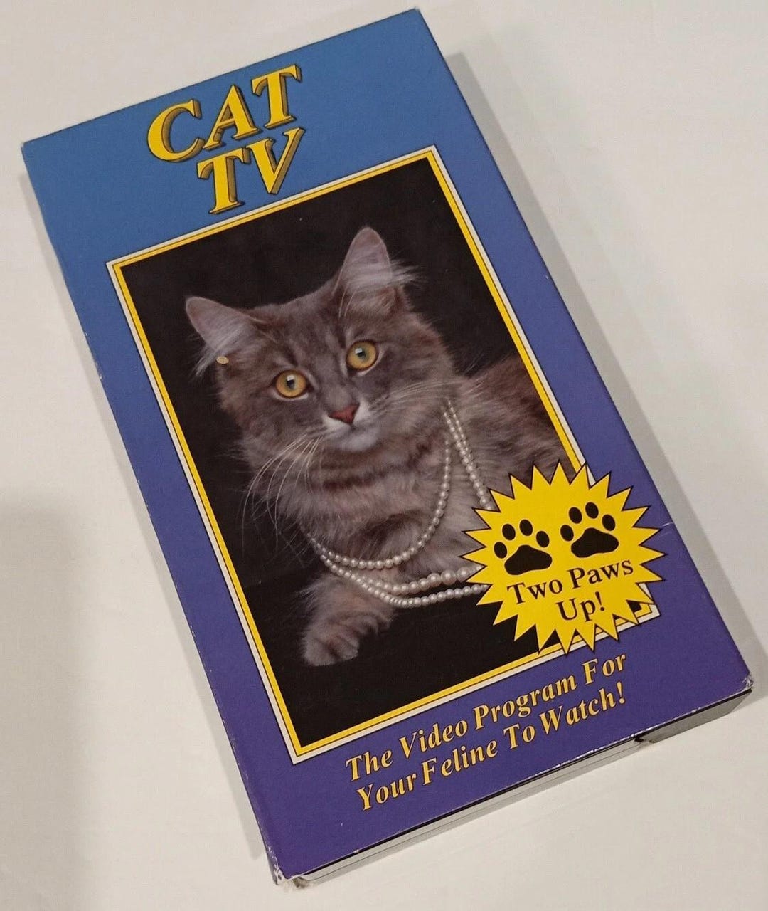 CAT TV Novelty VHS Tape, Watch Squirrels, Mice, Birds, Fish, Media West ...