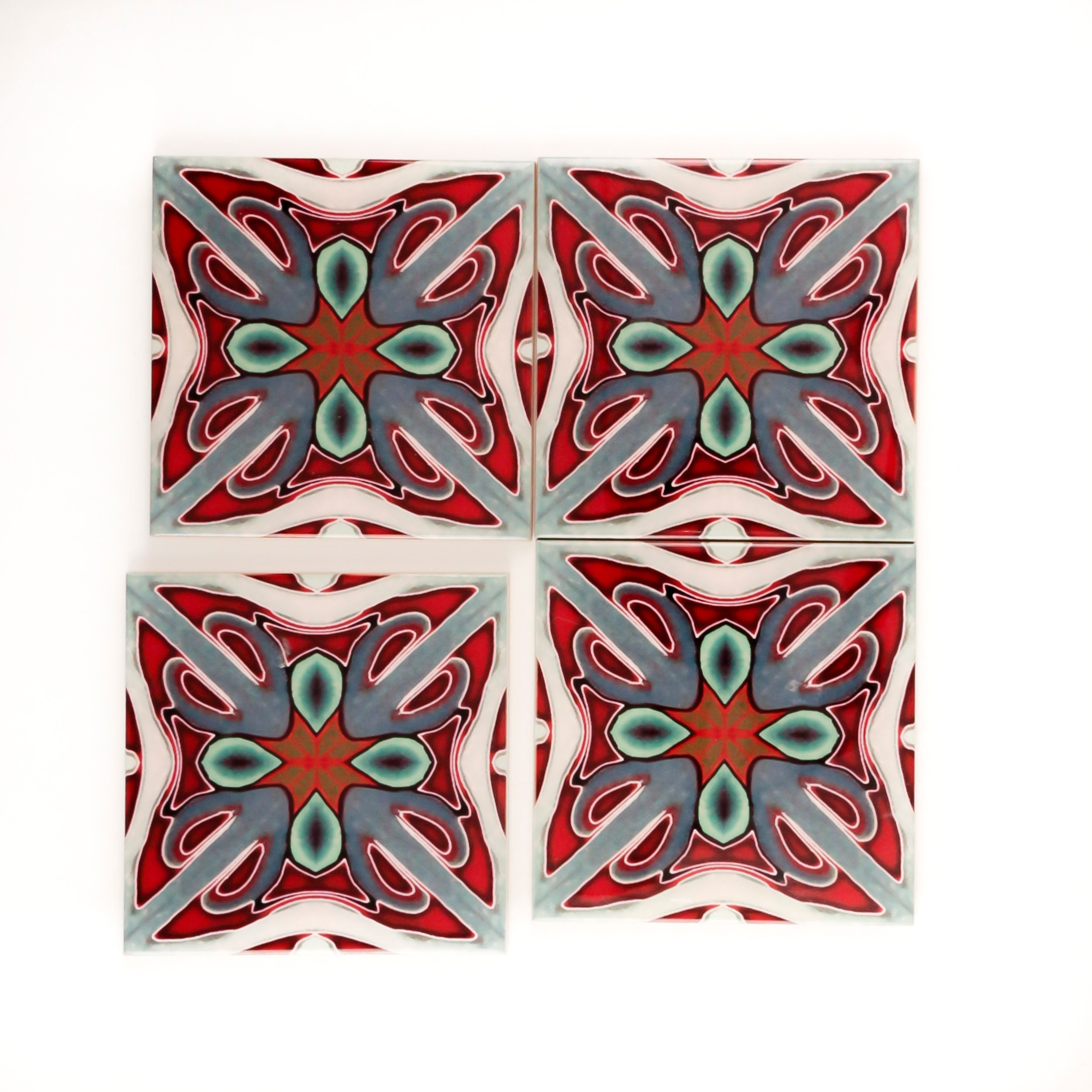 Azulejo de mosaico sin costuras. Azulejos de cerámica Majolica. Decoración  portuguesa y española. Baldosas de cerámica en estilo talavera. Ilustración  vectorial. Patrón de mosaico sin costura abstracto con adorno geométrico y  floral, image size:2500x2500