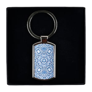 Blue Turkish Flower Hand-Printed Key chain,  Car Key Fob for Mum, Bright Colourful Key Chain, Small Keepsake Gift - Stylish Keyring