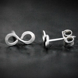 small infinity earrings, handmade symbol earrings, small silver earrings, small infinity earrings, tiny infinity earrings