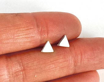 Triangle Sterling Silver Stud Earrings Small 925 Silver Earrings Tiny Triangle Earrings Geometric Stud Earrings Minimal Earrings