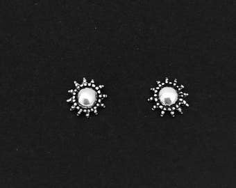 Sterling Silver Sun Stud Earrings, Minimalist Boho Silver Earrings Celestial Sun Earrings Minimal Earrings Best friend gift Dainty Earrings