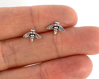 Bee sterling Silver Stud Earrings - Cute Bee silver earrings - Honey Bee Studs- Nature lover jewelry - outdoor gift, animal earrings