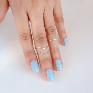 Knuckle Ring Set of 3 chevron and Band Rings in Silver or Gold tone Stacking Adjustable Midi Dainty Midi