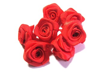ROSEBUD SATIN RED 18 MM FLOWER