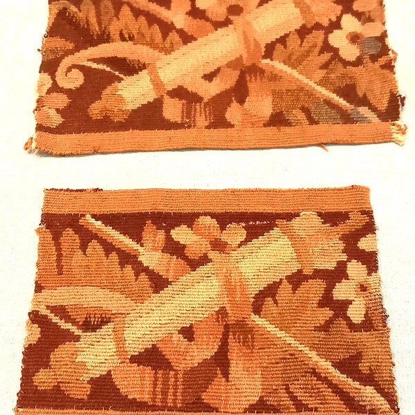 FRAGMENTS DE TAPISSERIE ANTIQUE - Carquois tissés à la main Rubans de flèche Fleurs Français c. 1800 - Différentes tailles