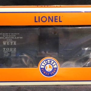 Lionel 6-26165 Western Union Woodsided Reefer is a collectible O-Gauge Freight Car was Part of Lionel&#39;s 2004 Exclusive Western Union Series