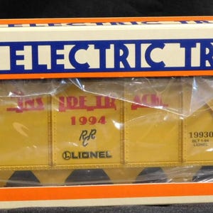 The Lionel 19930 LRRC 4-Bay Hopper, Released in 1999, is a Collectible O-gauge Model Train Car Made for the Lionel Railroader Club