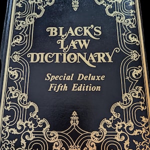 The Black&#39;s Law Dictionary 5th Edition Deluxe Edition by Henry Campbell Black Published in 1979 by West Publishing Co. Legal Reference