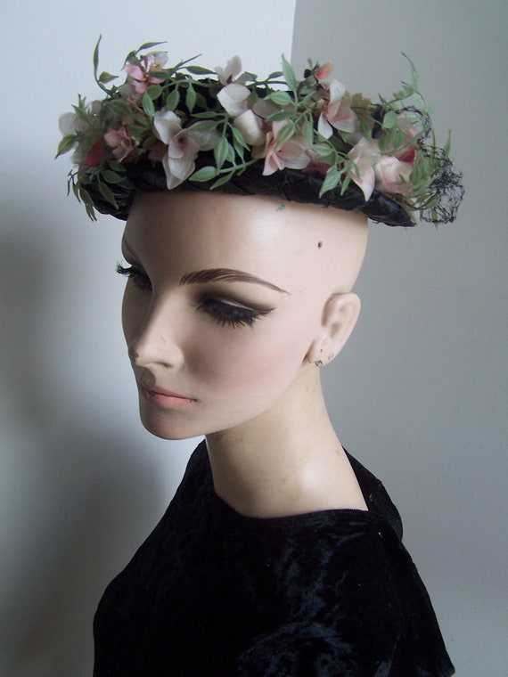 Vintage hat, black straw  with floral trim.  Free… - image 2