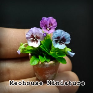 Dollhouse Miniatures HANDMADE Fairy Garden pansy flower Plant 1 Pot