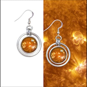 Orecchini Sun Hoop con scheda fotografica GRATUITA. Alluminio anodizzato, vetro e argento
