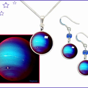 Pendientes de Neptuno y colgante regalo conjunto con tarjeta de regalo de foto informativa GRATIS.