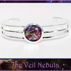 Veil Nebula Silver Space Bangle con tarjeta de fotos informativa GRATIS