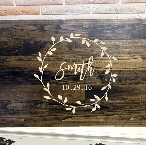 Flower Guest Book Alternative, Guestbook Alernatives, Wedding Guestbook, Wood shops Guestbook Sign, Beautifully Engraved Wedding Guestbook, Wreath