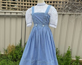 Replica Reproduction Judy Garland Dorothy dress in The Wizard of Oz