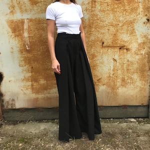 Palazzo Hose - Hohe Taille mit Bindegürtel, entspannte Passform mit weitem Bein, fließende Leinenhose mit weitem Bein, Sommerhose, stilvolle bequeme Hose