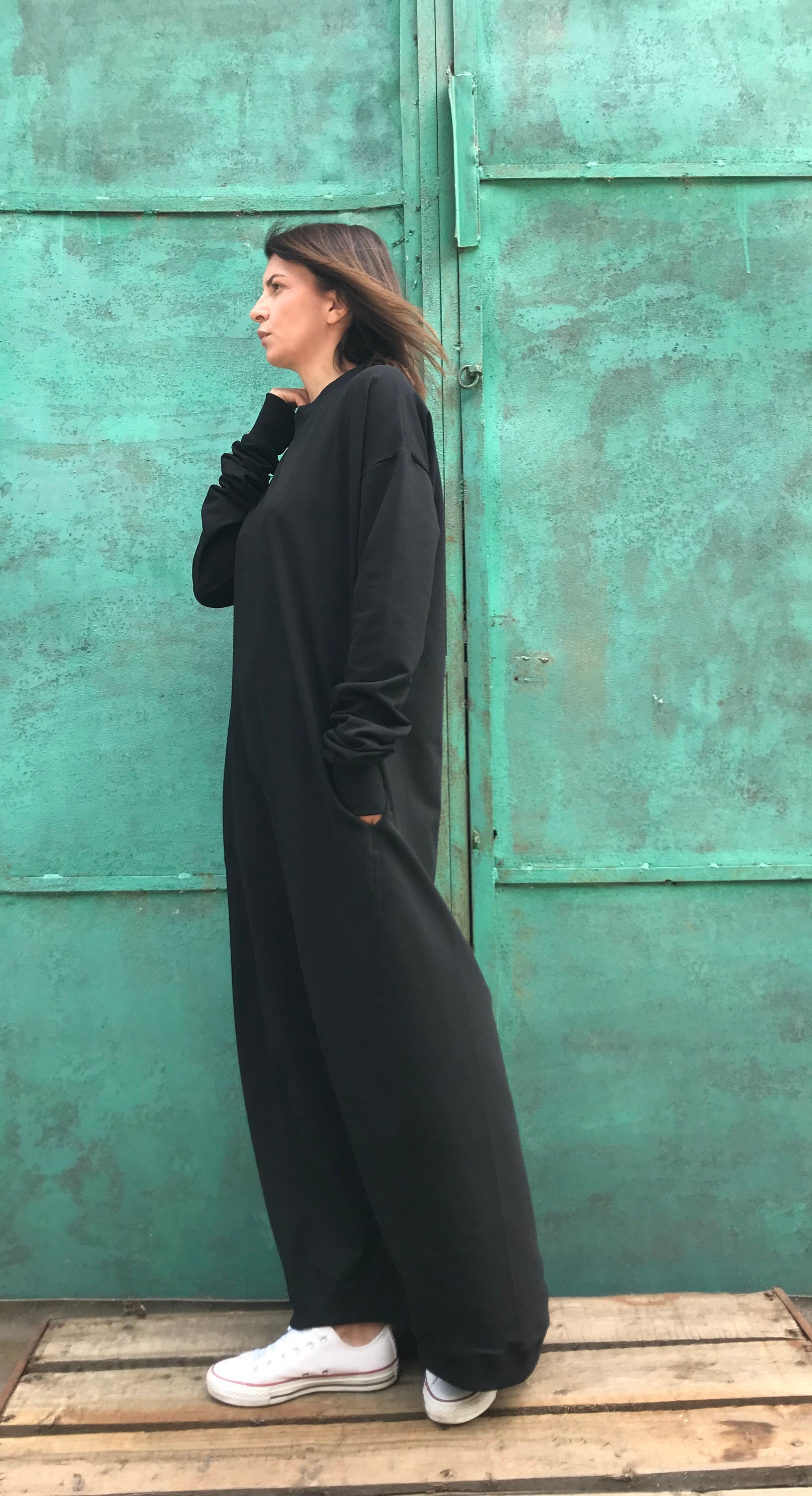 black maxi dress with pockets Cotton Pockets, Oversized Long Sleeve Lounge Dress, Minimalist Casual Dress, Modest Fall Fashion, Black Sweaterdress 90s Mini Prom Dress black sequin Color:BLACK/IVORY measured from a size