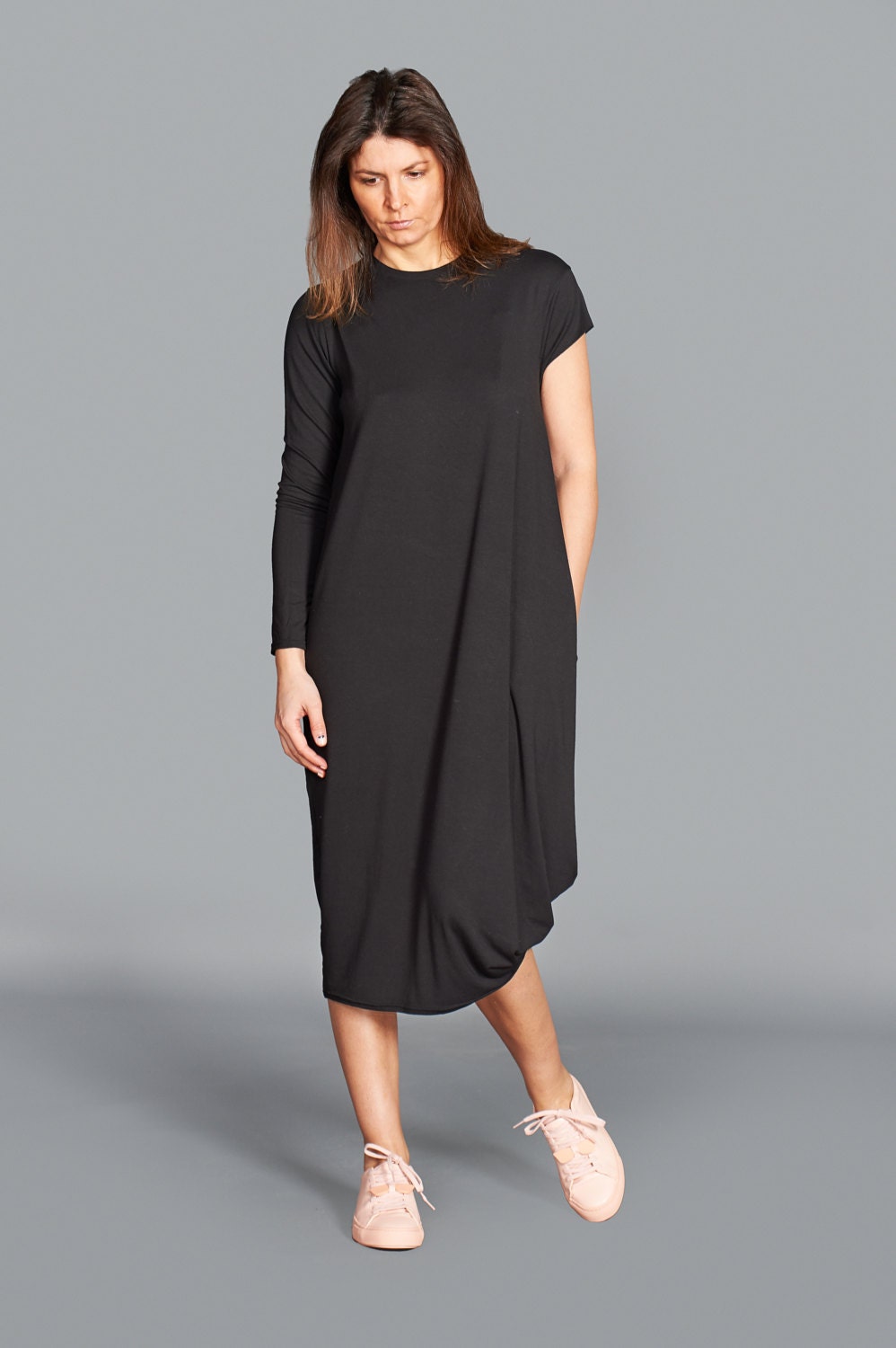 Black Loose-Fit Midi Dress main image 1