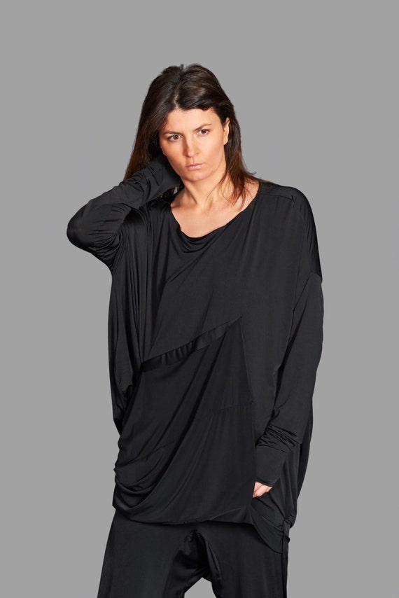 Schwarze Tunika, asymmetrische Spitze, schwarze Bluse, langärmeliges Oberteil, Goth Stil, formale Top, lange Bluse, lässiges Oberteil drapieren oben, Schwarze Tunika, asymmetrische Spitze, schwarze Bluse, langärmeliges Oberteil, Goth Stil, formale Top, lange Bluse, lässiges Oberteil drapieren oben,