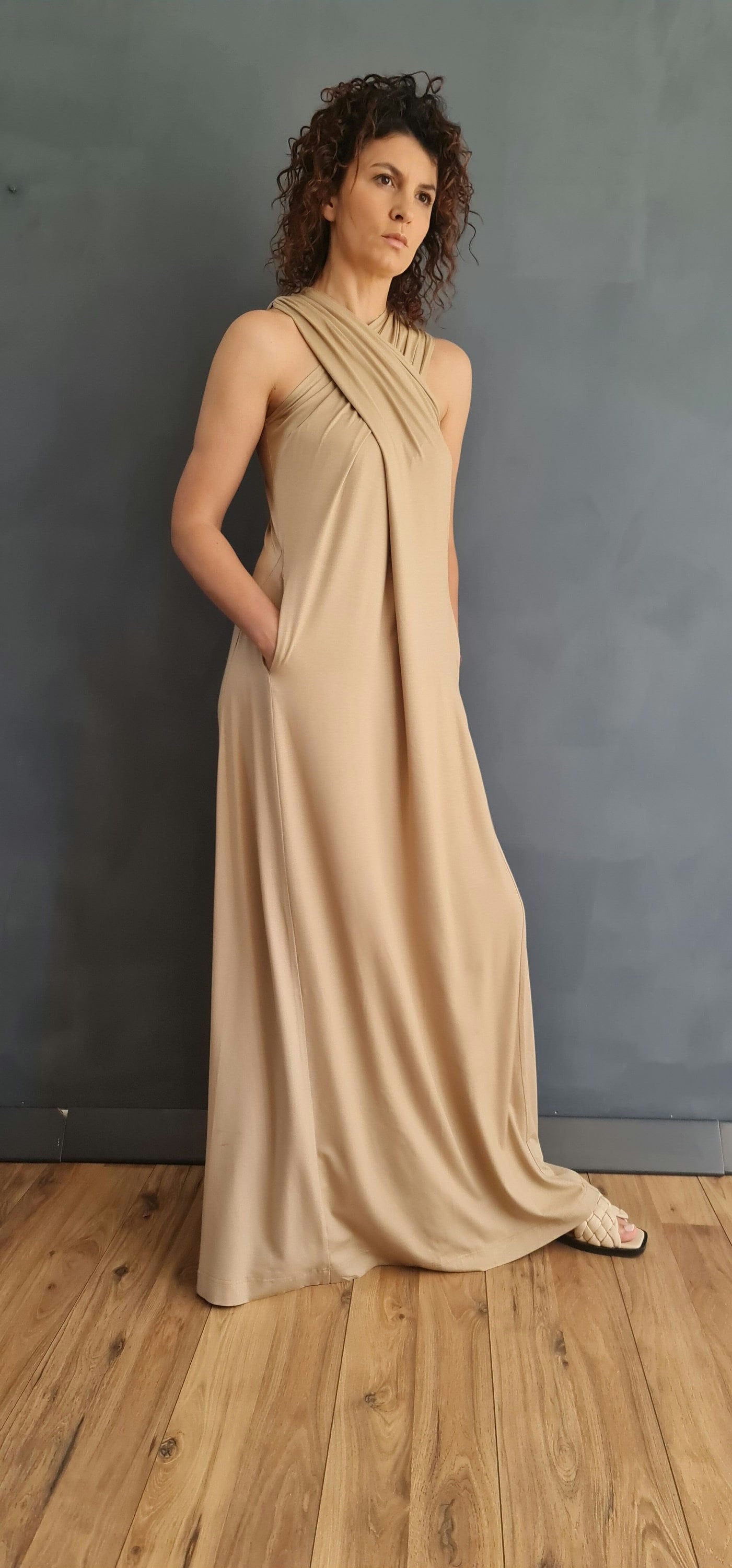 Robe longue beige longue robe longue robe longue croisee sur le devant robe croisee robe croisee croisee robe longue croisee robe longue robe longue ample Etsy France