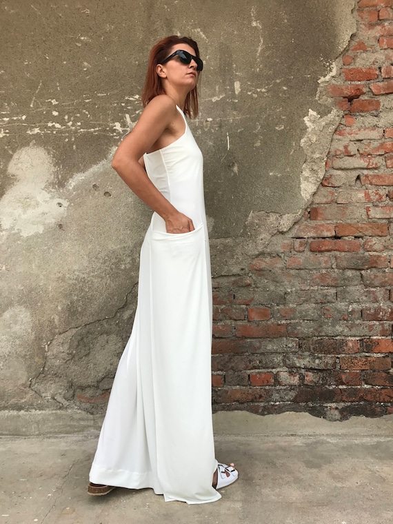 women’s white maxi dresses