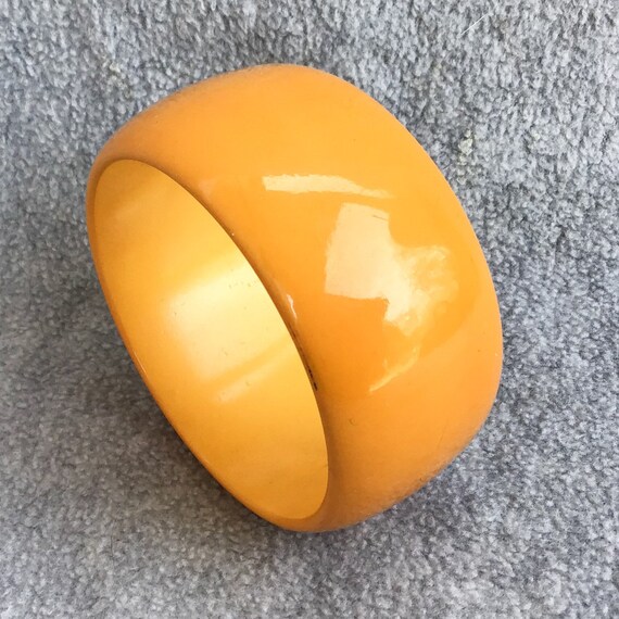 Butterscotch Bakelite Bangle Bracelet Statement C… - image 8